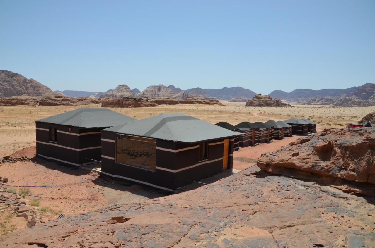 Bed and Breakfast Beduin Star Trail Camp Wadi Rum Zewnętrze zdjęcie