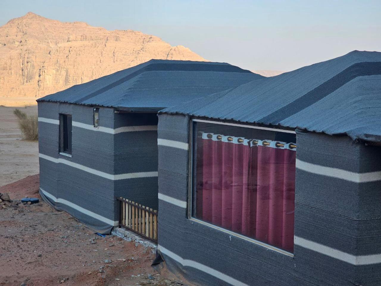 Bed and Breakfast Beduin Star Trail Camp Wadi Rum Zewnętrze zdjęcie