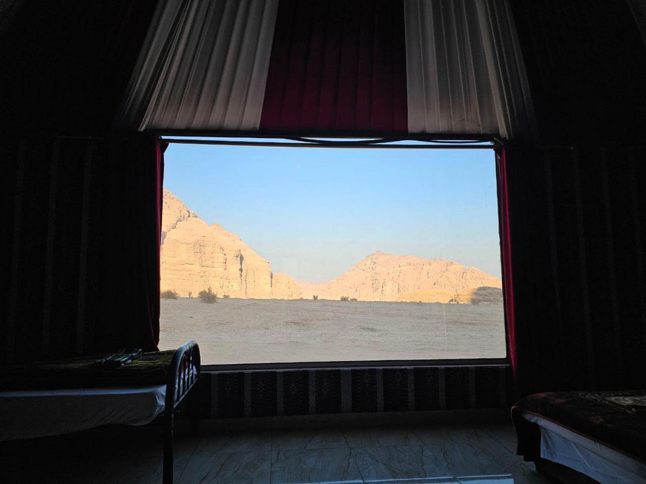 Bed and Breakfast Beduin Star Trail Camp Wadi Rum Zewnętrze zdjęcie